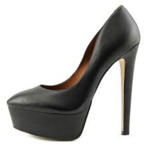 Steve Madden Shoes - Steve Madden-Black "Daeva" Leather Platform Pumps